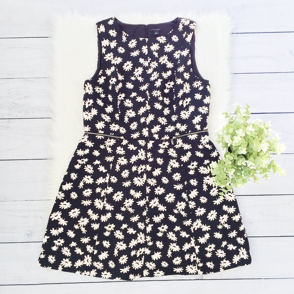 Ann Taylor Black White Floral Fit Flare Dress